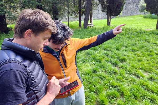 Domenica 4 maggio il gruppo scout Agesci Arezzo 14 propone una sfida di esplorazione tra le colline aretine